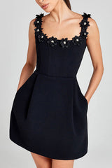 Forever Your Girl Blumen-Minikleid ohne Ärmel – 4 Farben