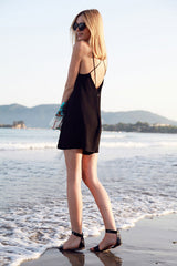 Kleines schwarzes Minikleid