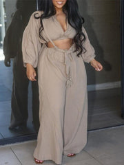 Set aus Crop-Top mit V-Ausschnitt und Overall