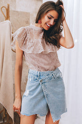 Cass Cremefarbenes, kurzärmliges Oberteil mit Spitzenüberzug – 3 Farben