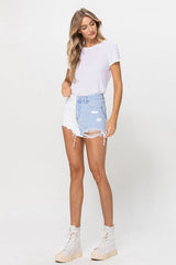 ALEXA HOCHTAILLIERTE SHORTS IM FARBBLOCKING-STIL