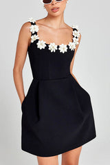 Forever Your Girl Blumen-Minikleid ohne Ärmel – 4 Farben