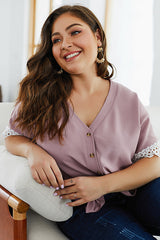 Bring the Heat – Oversize-Top mit rosa Spitzenärmeln