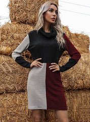 MODISCHES PULLOVERKLEID MIT KRAGEN UND STRICKNÄHTEN