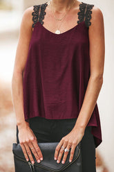 XOXO Spitzen-Tanktop mit V-Ausschnitt – 4 Farben