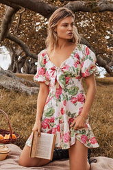 Love Lasts Forever Minikleid mit Rosenprint