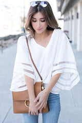 Sweetly Charmed V-Ausschnitt Glockenärmel Top - 5 Farben