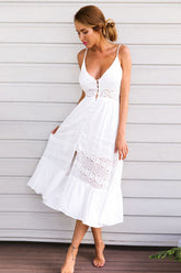 Liebe ist ein Spitzenkleid bei Tageslicht