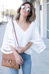 Sweetly Charmed V-Ausschnitt Glockenärmel Top - 5 Farben