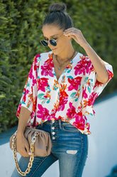 Oberteil mit Knopfleiste und „Grow Toward Love“-Print – 2 Farben