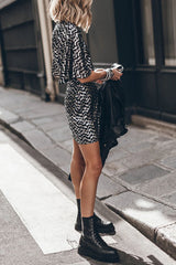 Forever Chic Minikleid mit offenem Rücken und kurzen Ärmeln