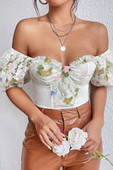 Take Time – Crop-Top mit Vintage-Blumenspitze und Puffärmeln