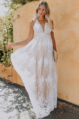 Angel in Disguise – Rückenfreies Maxikleid mit Spitzenbesatz und Blumenmuster – 3 Farben