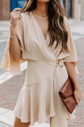 Feminine Love Cape Kurzärmliges Wickel-Minikleid – 2 Farben