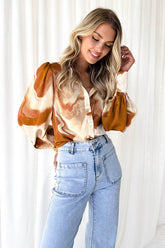 Help You Out Print Langarm-Oberteil mit Kragen – 3 Farben