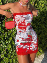 Trendiges Minikleid mit Spitzenbesatz, Schlitz und offenem Rücken