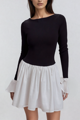 Adamma – Deconstruct – Figurbetontes Minikleid mit Rüschen in Schwarz