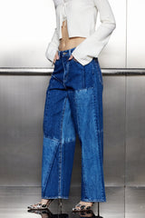 Jeans mit Aja-Deko-Print