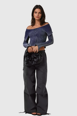 Akilah – Schulterfreies Strickoberteil mit Streifen