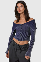 Akilah – Schulterfreies Strickoberteil mit Streifen