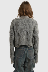 Almondine – Zerrissenes, asymmetrisches Stricktop