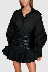 Alohilani Ruch – Minikleid aus Leder mit Rüschen und Schnallen