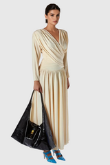 Altantsetseg – Maxikleid mit tiefem Ausschnitt und Rüschen