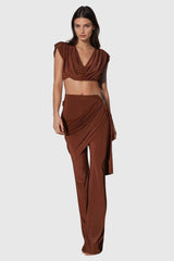 Altin Hosenset mit Wasserfallausschnitt und Rüschen