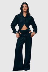 Alviva – Geteiltes Hosenset mit Schnürung und Cut-outs