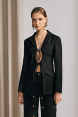 Arlette – Jacke mit Schnürung und Cutout