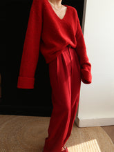 Plissierte, konische Hose mit mittlerer Taille