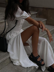 Langes Kleid mit französischem Knopfschlitz