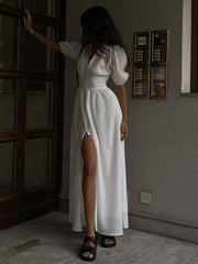 Langes Kleid mit französischem Knopfschlitz