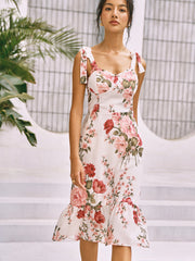 Kurzes Camisole-Kleid mit Blumenmuster und Knoten