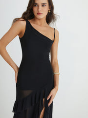 Asymmetrisches langes Kleid aus Rüschennetz