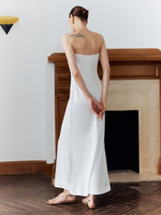 Schulterfreies, einfarbiges, langes Kleid mit Cut-outs