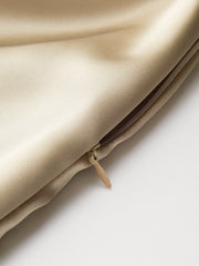 Asymmetrisches Plisseekleid mit Reißverschluss