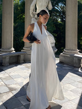 Neckholder-Kleid mit V-Ausschnitt und ärmellosem langem Kleid