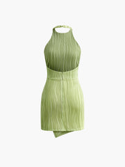 Kurzes rückenfreies Kleid mit Neckholder-Struktur