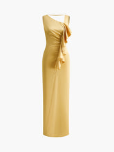 Asymmetrisches, rückenfreies, langes Kleid mit Rüschen