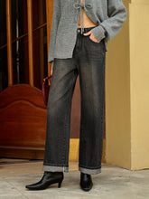 Gerade Jeanshose mit Taschen