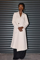 Asymmetrischer Mantel mit Benjamin-Revers