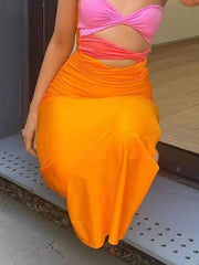 Elegantes Strick-Maxikleid mit Schlitz und Cutout