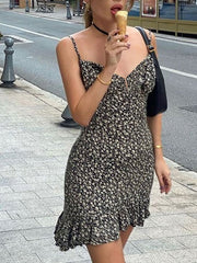 Trendiges Korsett-Minikleid mit Schnürung und Rüschen