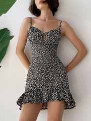 Trendiges Korsett-Minikleid mit Schnürung und Rüschen