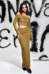 Carol – Schulterfreies, figurbetontes Rockset mit Streifen