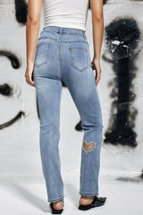 Cher Love Jeans mit Strass-Ausschnitt