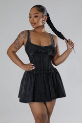 Ärmelloses Minikleid im Korsettstil