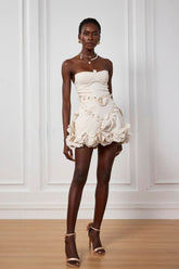 Eleanora – Schulterfreies Minikleid mit Blumen-Korsett