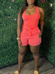 Einfarbiges Set aus Tanktop und Shorts